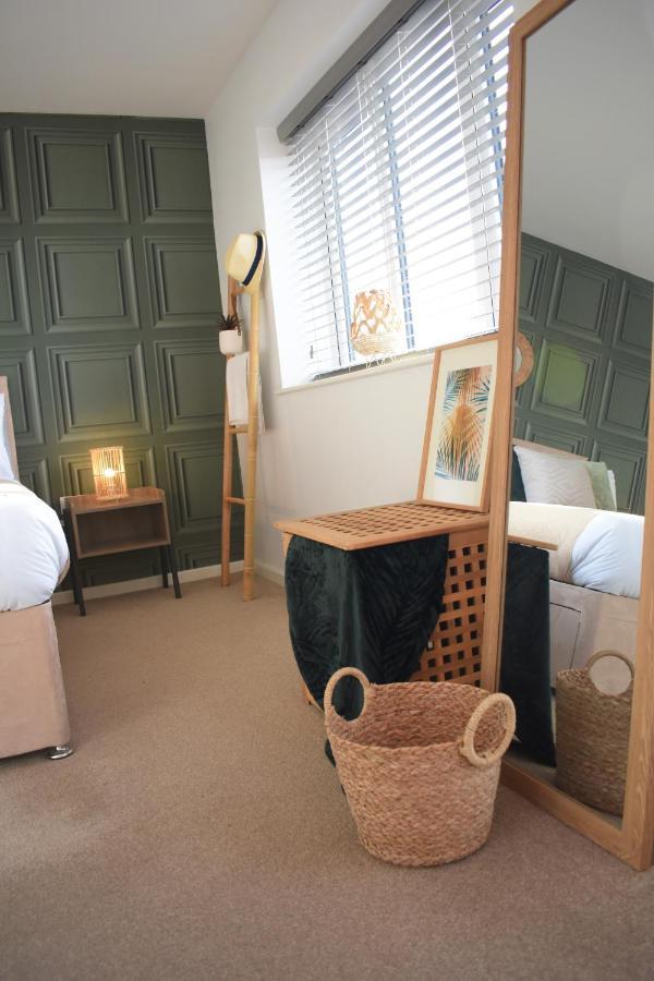 Maya Boutique Inn - Garden Wythenshawe Zewnętrze zdjęcie