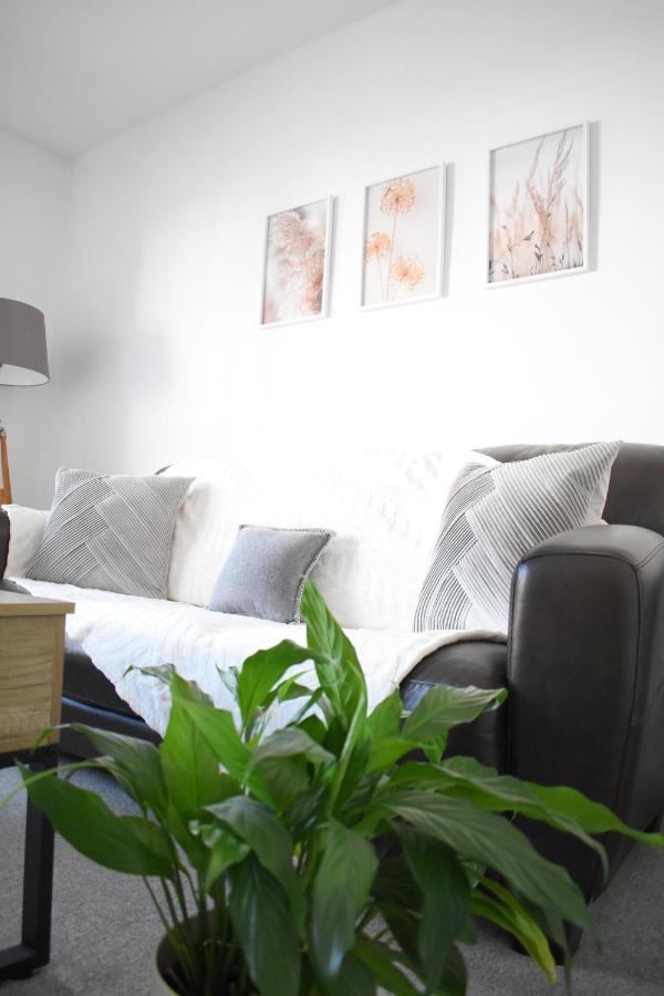 Maya Boutique Inn - Garden Wythenshawe Zewnętrze zdjęcie